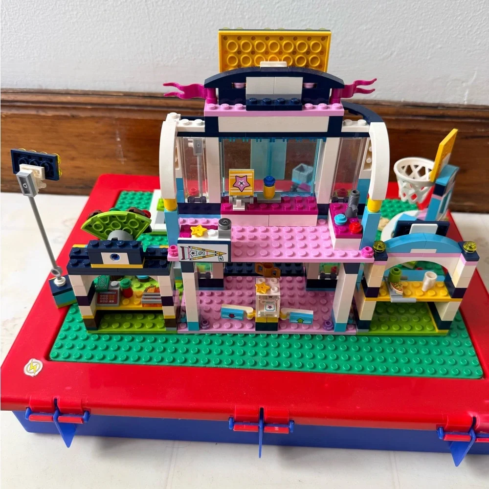 95% complete LEGO Friends 41338 Sports Park Tennis & Basketball